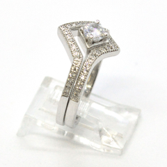 (2-5260-h9-1) Sterling Silver Women's 2pc Engagement Ring.