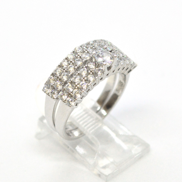 (2-5253-h9) Sterling Silver Women's 2pc Engagement Ring.