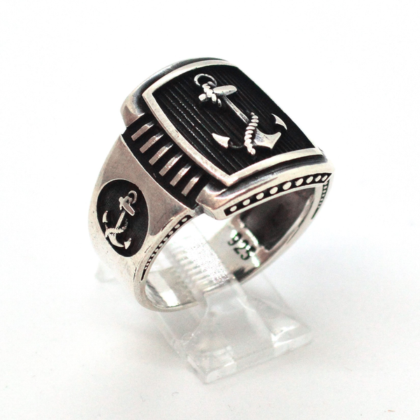(2-5274-h9) Sterling Silver Men's Anchor Ring with Black Accent.