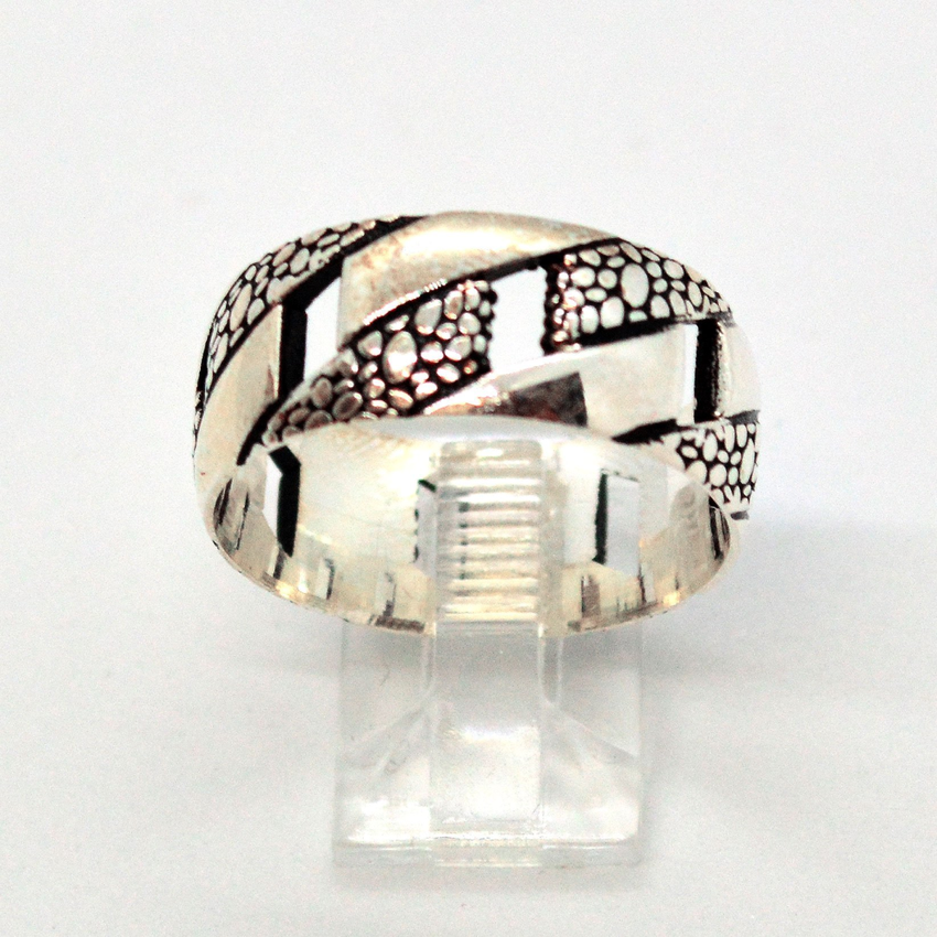 (2-5284-h9-2) Sterling Silver Men's Cuban Link Design Ring.