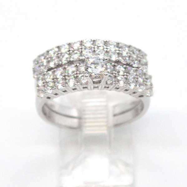(2-5253-h9) Sterling Silver Women's 2pc Engagement Ring.