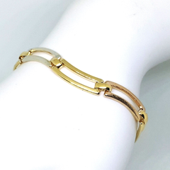 (1-0937-h5) Gold Overlay Three Tone Wave Design Bracelet, 6-3/4".