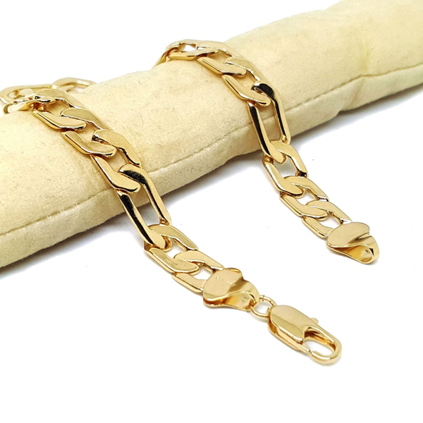 (1-0840-h5) Gold Overlay Flat Figaro Link Bracelet, 8-1/2".